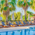 Hotel Sayanora 3*