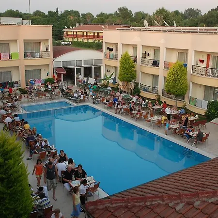 Sayanora Hotel 3*