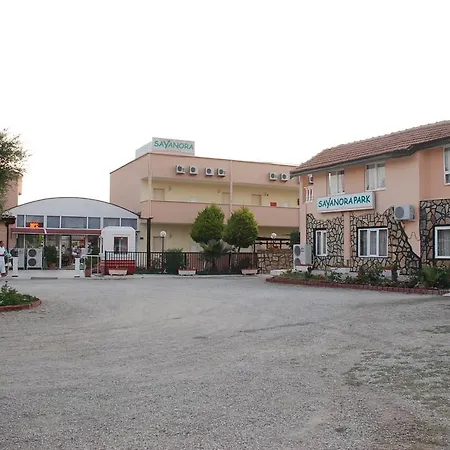 Sayanora 3*