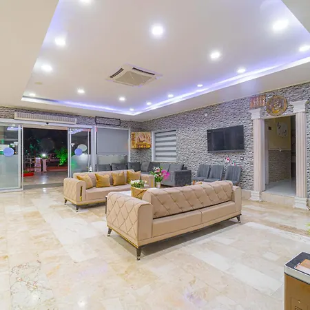 Hotel Sayanora 3*