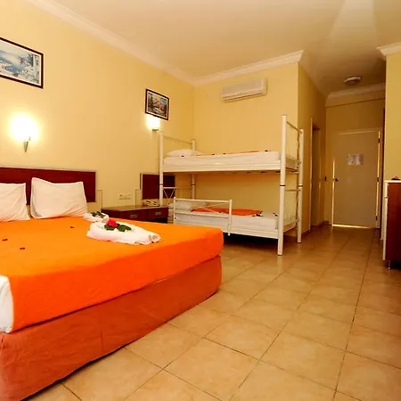 Hotel Sayanora 4*